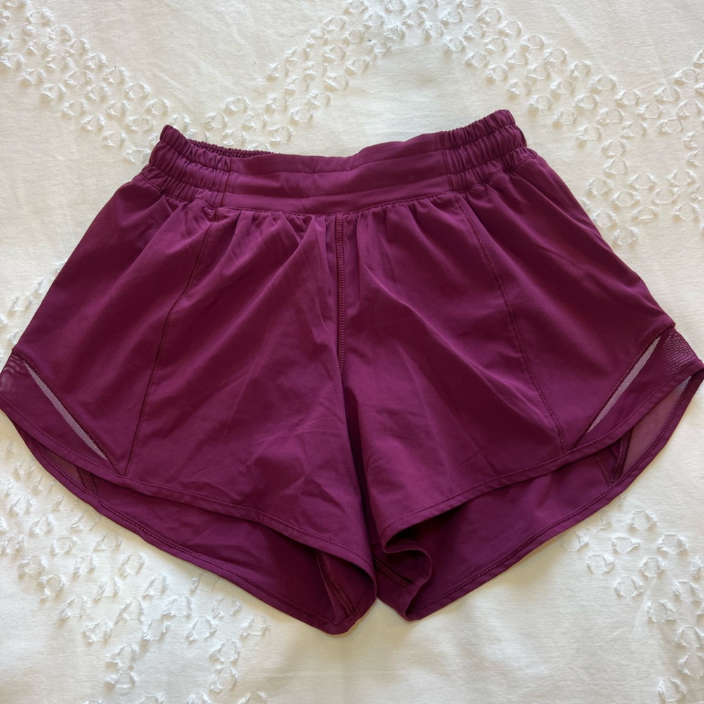 Lululemon Hotty Hot Running Lined Short | Size 4 Tall in Black